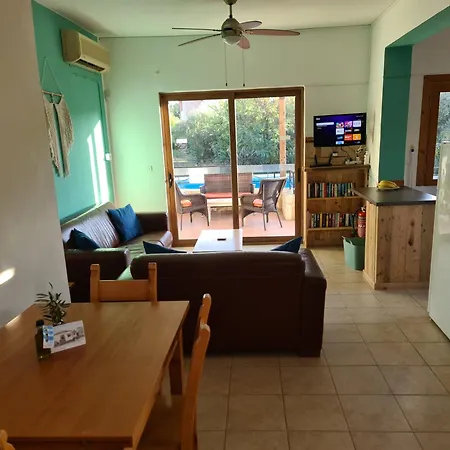 Villa Angelos With Private Gated Pool *