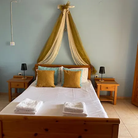 Angelos With Private Gated Pool Villa *