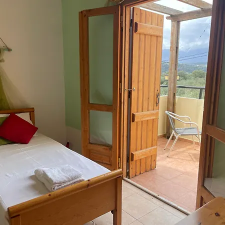 Angelos With Private Gated Pool Almirída