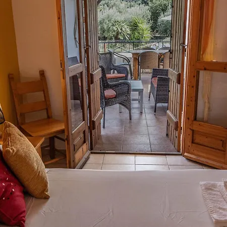 Angelos With Private Gated Pool Almirída